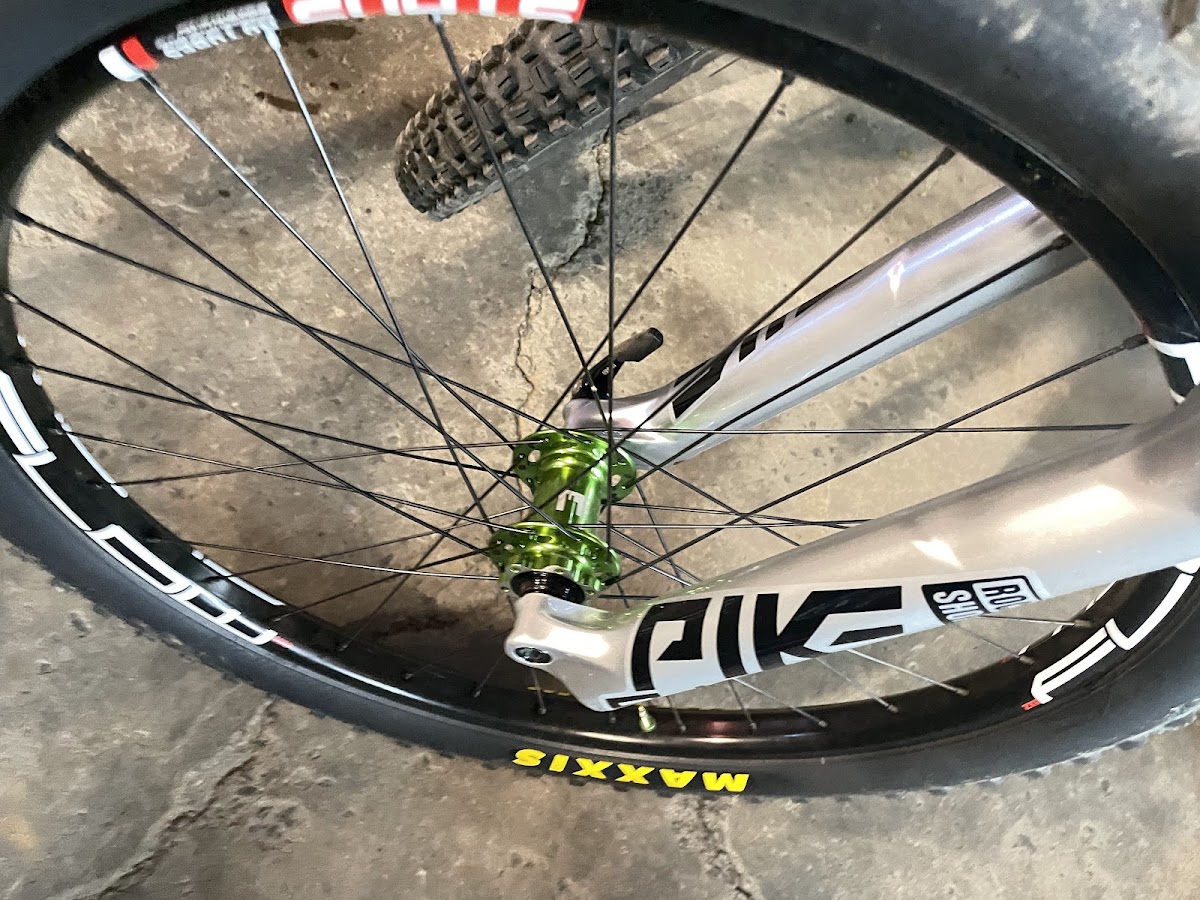 <a href="https://maps.google.com/maps/contrib/116112828251710740275">Jules</a>